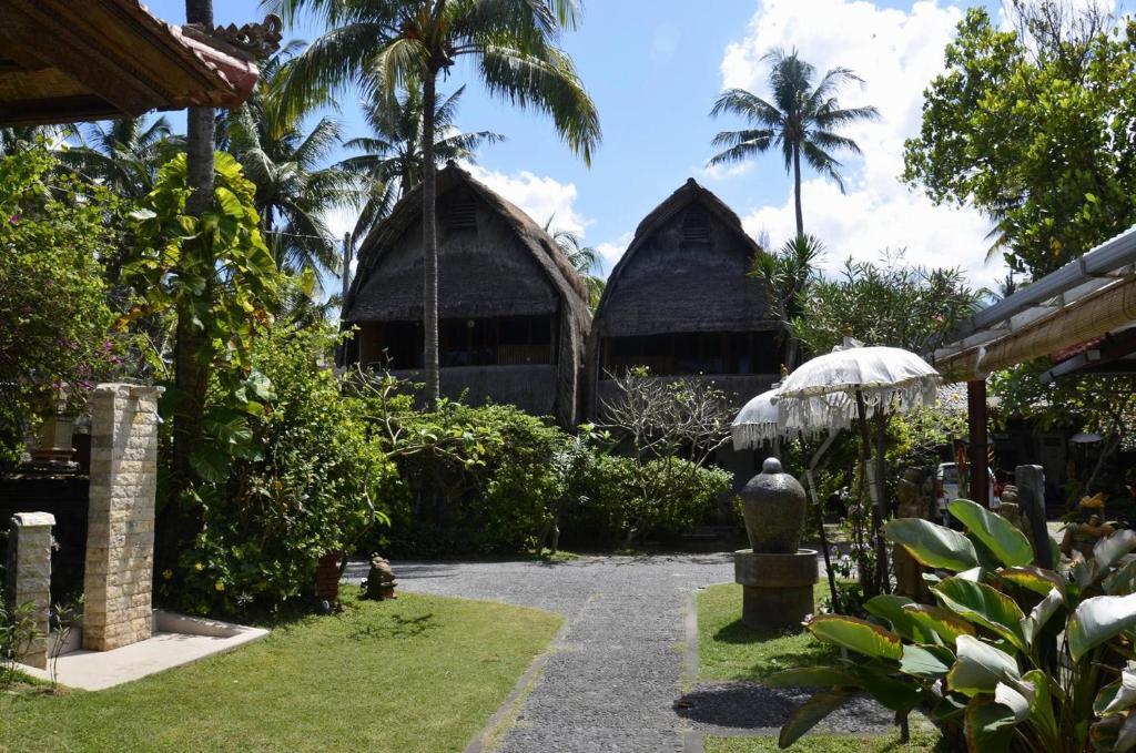 Anom Beach Hotel Candidasa Extérieur photo