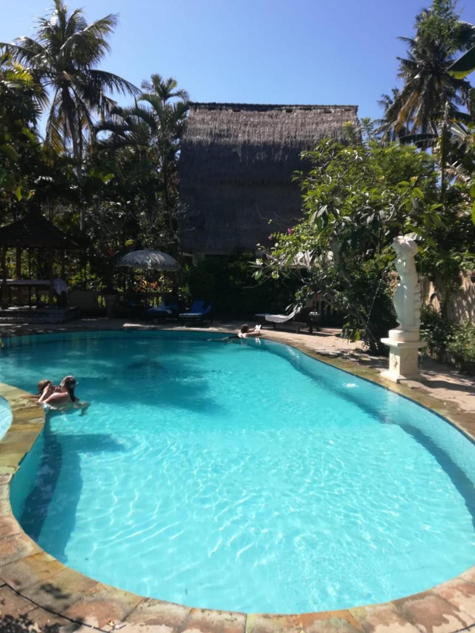 Anom Beach Hotel Candidasa Extérieur photo