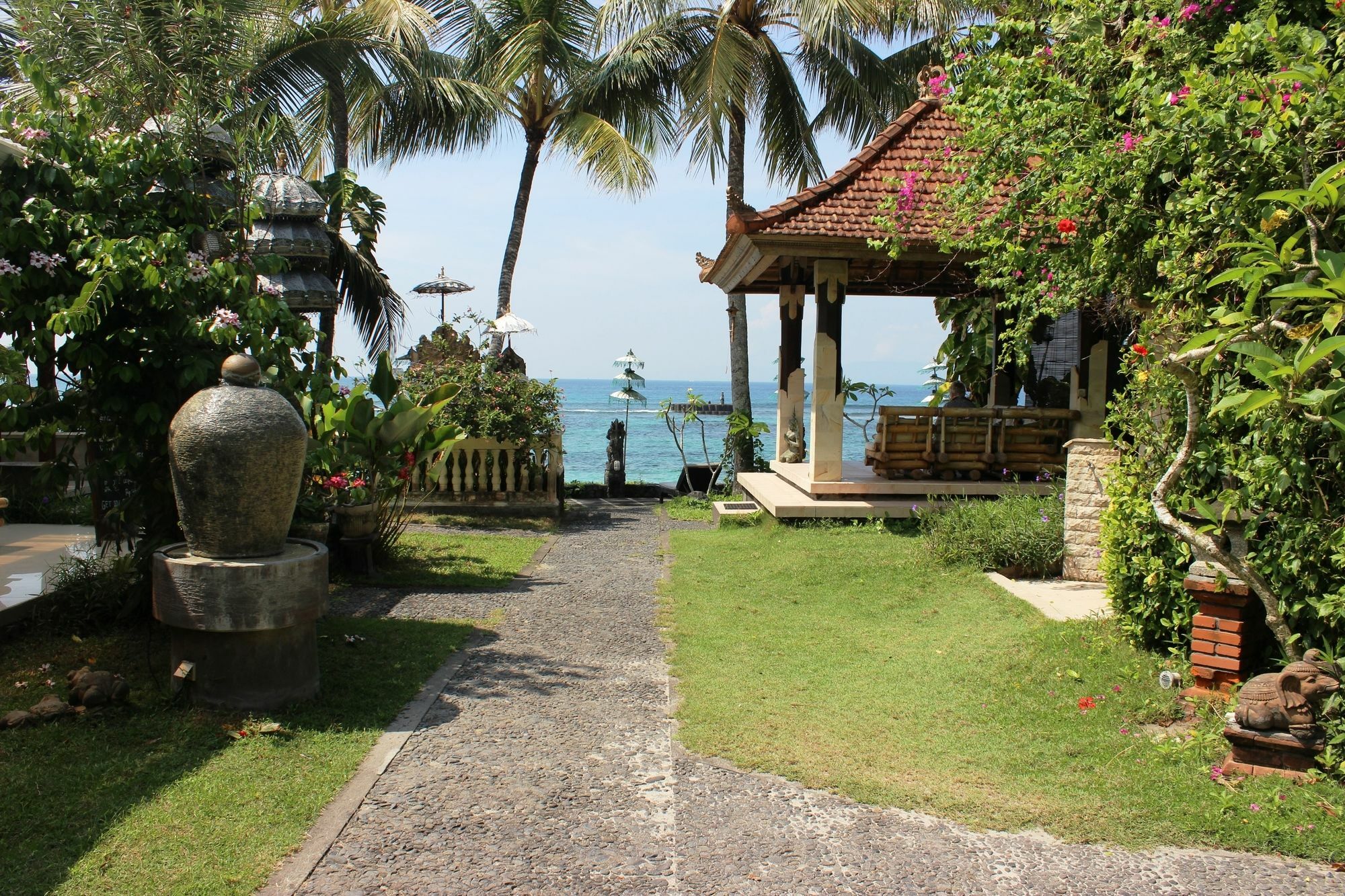 Anom Beach Hotel Candidasa Extérieur photo